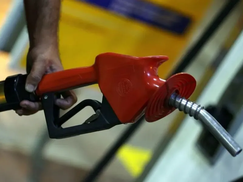 Gasolina e gás encarecem a partir de amanhã / Foto: Reuters